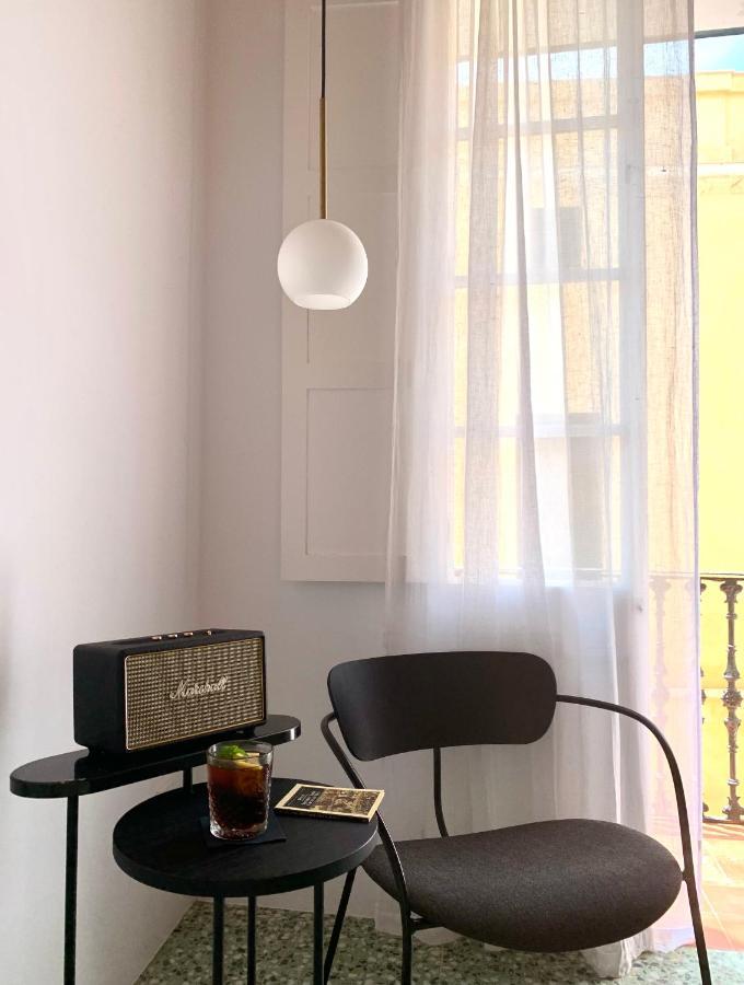 Fragile Hotel Ciutadella  Extérieur photo